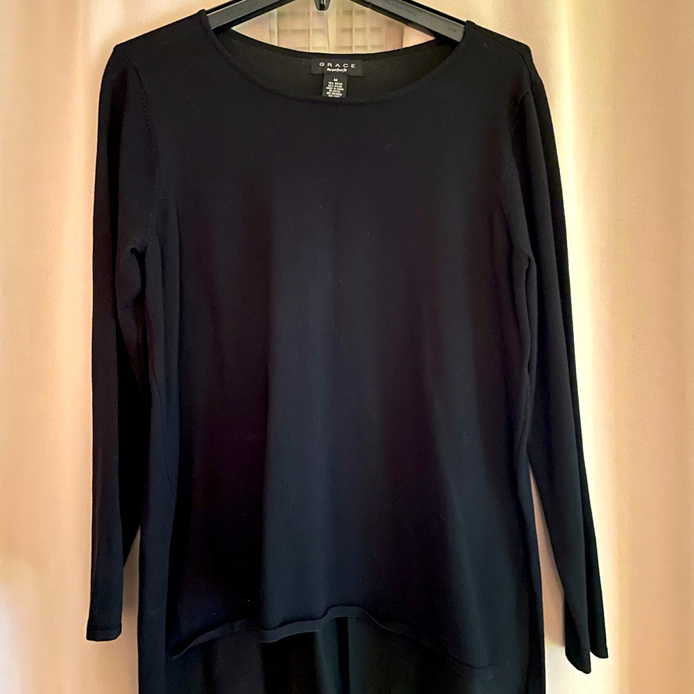 Women’s long sleeve top